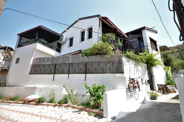 בית כפרי טורקי מסורתי, עם 3 חדרי שינה